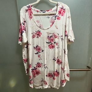 Maurices plus size 2X tee